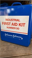 Johnson & Johnson Industrial First Aid Kit #50