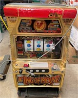 Slot Machines Beer Signs Comics & Collectibles Auction 12/18