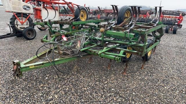 Dec 9, 2021 Year End Consignment Auction