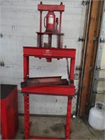 Dayton Hydraulic Shop Press 15 Ton
