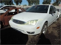 2007 Ford Focus 1FAFP37N77W154369 White