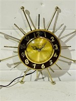 Vintage United electric clock - 12" wide