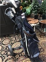 Nike golf bag with clubs
