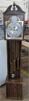 Grandfather Clock, battery operated, measures13"