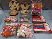 11 - TOY PLANES, LOCK SETS, PLATES & MORE (R40)