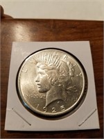 1925 Silver peace dollar. Unc,  Beautiful luster.