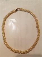 3 woven strand cultered pearl necklace in gift
