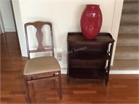 Bookshelf, Vase & Folding Chair