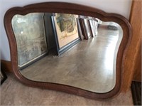 Vintage Dresser Mirror, 26 1/2"x21”