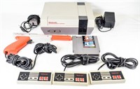 NES NINTENDO VIDEO GAME CONSOLE