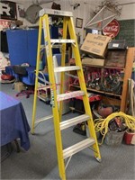 Keller 6ft fiberglass ladder (yellow) 250lb rated