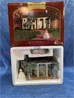 Dept. 56 “Gone with the Wind” home w/ light