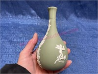 Green Wedgwood vase 5.5in tall