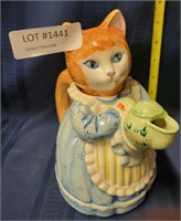 AVON COLLECTIBLES CERAMIC CAT TEAPOT