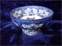 Large and Impressive Doulton Blue & White Footed