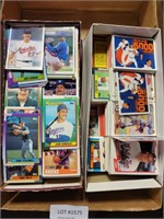 2 SHOE BOXES OF MOSTLY BASEBALL CARDS
