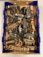 Lot of 33 Dual Coil Spring Leg Traps