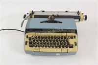 Vintage SCM Smith-Corona Electra 120 Typewriter