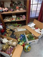 HUGE LOT OF CHRISTMAS DISPLAYS & CECORATIONS