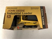 John Deere Industrial Loader