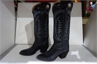 Size 7.5ee Cowboy Boots