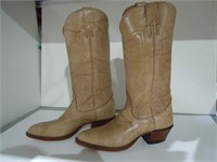 Size 8b Cowboy Boots