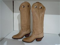 Size 5.5aa Cowboy Boots