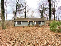 The Knoxville Real Estate Auction 4 Bed 3 Bath