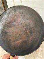 Erie cast iron skillet 3x5 for reference