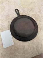 Buck and Wright flat skillet