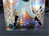 Jose Cruz Jr. Rookie Card Atomic Refractor No.BC11