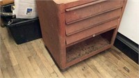Vintage 31 x 19 x 27 snap on rolling toolbox
