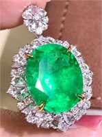 12ct natural emerald pendant in 18K gold