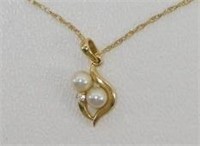 14k Gold Necklace & Pendant with Pearls - Pendant