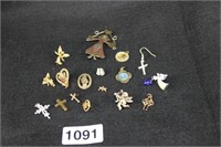 LARGE LOT OF MISC PINS EARRINGS ETC