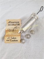 Vintage  Aluminum Decorator Cake / Cookies