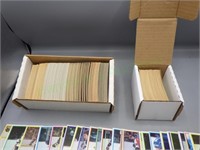 Large lot of 1980s NHL Hockey trading cards!