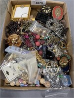 MIXED JEWELRY, TRINKET BOXES