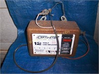 Electric fence controller, 12v Auto/Marine Batt.