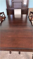 Large extension dining table & 8 chairs (2 cloth-