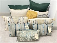 9PC ASSORTED PILLOWS