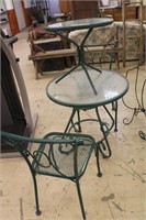 Outdoor Patio table, chairs and end table