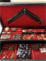 JEWELRY BOX LOT-SOME WEARABLE,SOME REPAIR