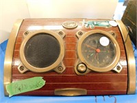 UNIQUE RADIO MADE FROM DASH OF AIRPLANE