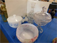 LOT - COVERED PEDESTAL DISH, COVERED BOWL,