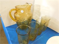 WATER PITCHER AND 4 GLASSES
