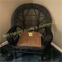Wicker Chair, no cushion