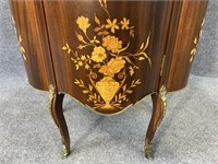 ANTIQUE FRENCH MARQUETRY INLAID CURIO
