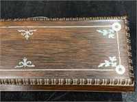 MID 19TH CENT. WALNUT PENCIL BOX WITH MOTHER OF