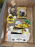 IA HAWKEYE--BUTTONS, OLD TICKETS, HERKY ON PARADE